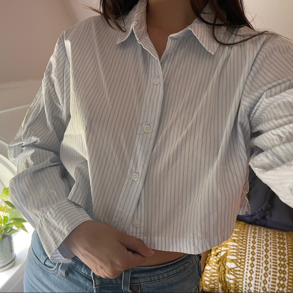 H&M Cropped Stripes Button Down Shirt size S